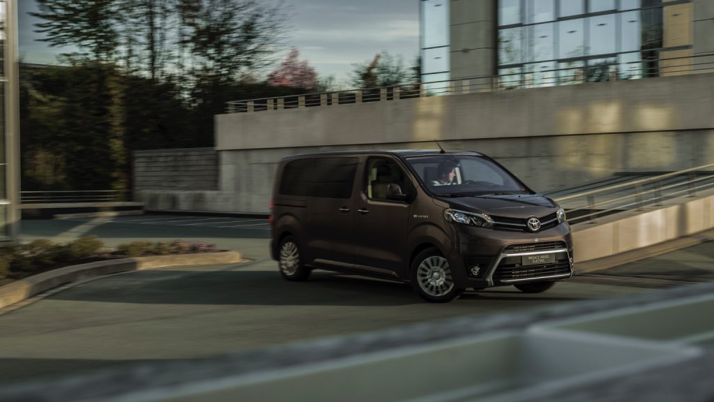 Toyota PROACE Shuttle L 75 kWh