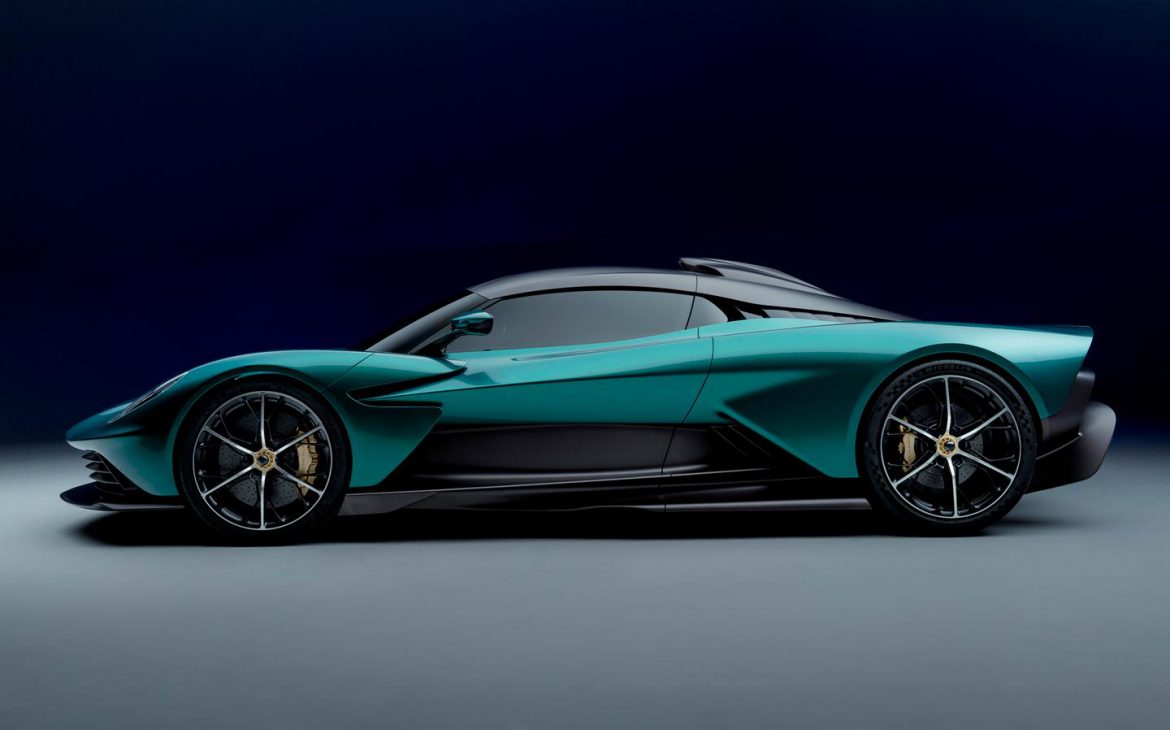 Aston Martin Valhalla