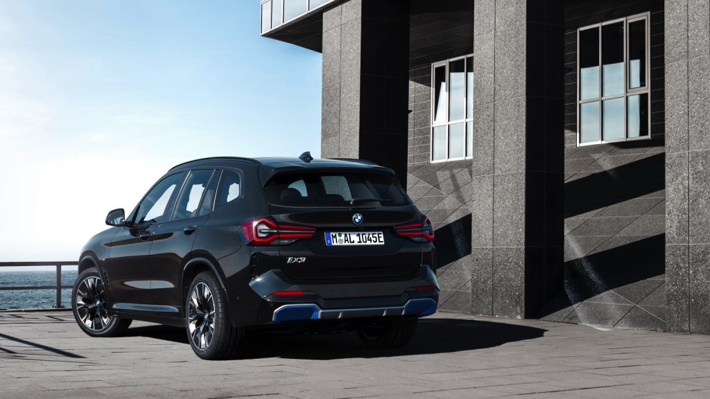 BMW iX3 