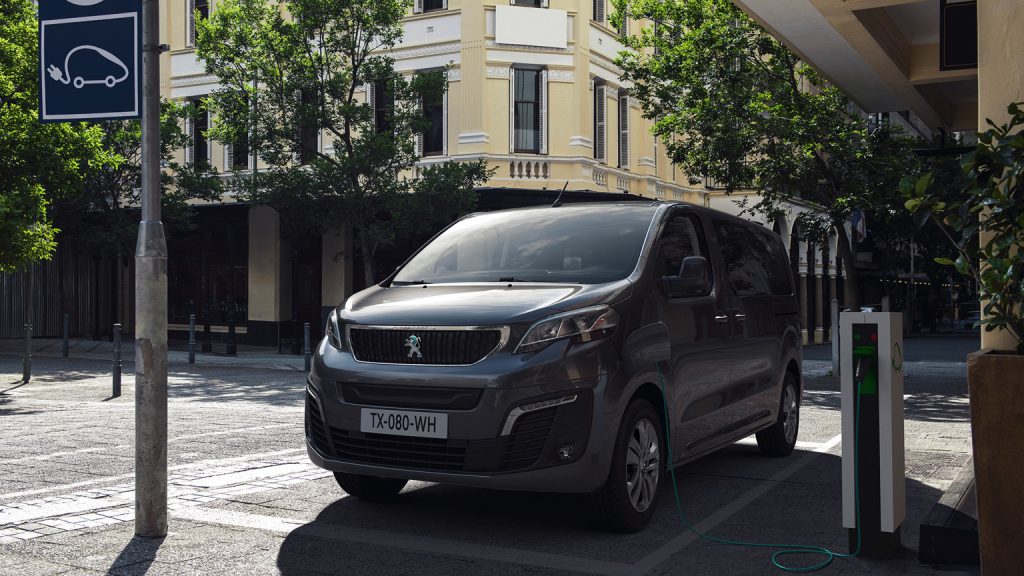 Peugeot e-Traveller Long 50 kWh