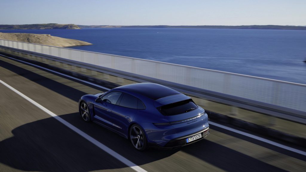 Porsche Taycan Plus Sport Turismo