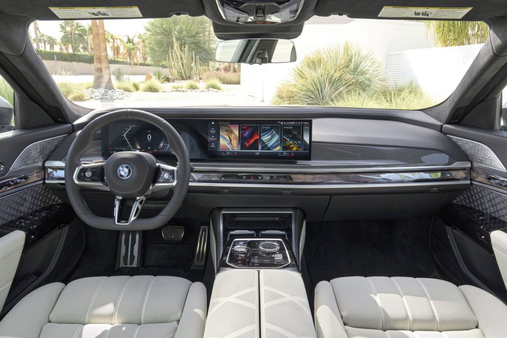 dashboard elektrische BMW i7 
