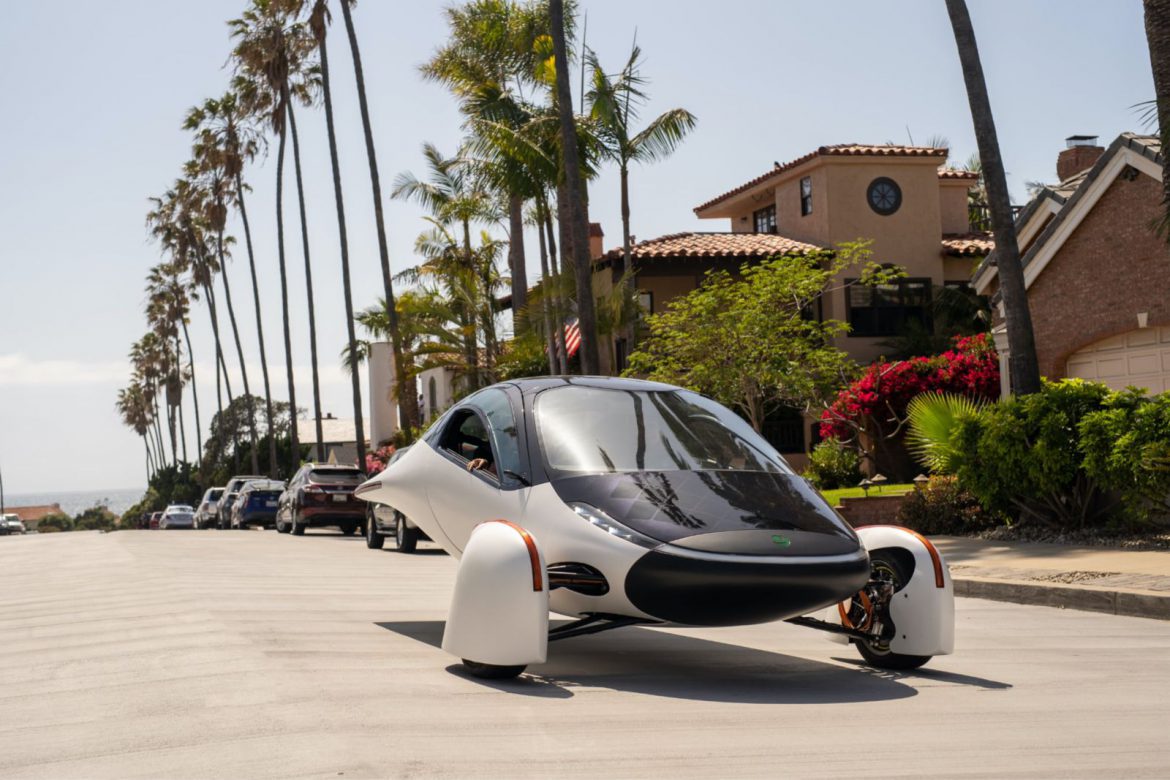 Aptera Motors presenteert "Launch Edition" van elektrische driewieler met zonnecellen