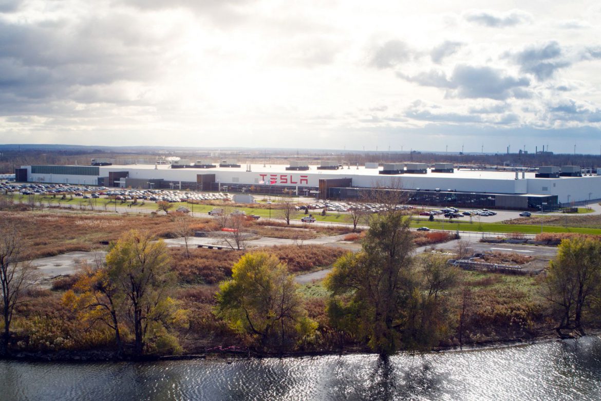 Tesla record aantal voertuigen afgeleverd in Q4/2021