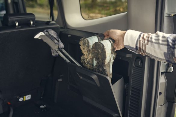 Ford E-Tourneo Courier