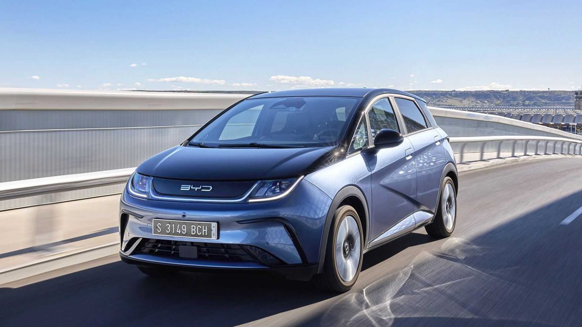BYD Dolphin in Nederland beschikbaar vanaf € 29.990,-. BYD Dolphin in Nederland beschikbaar vanaf € 29.990,-.