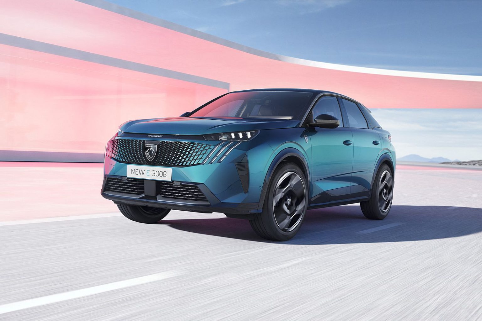 Peugeot e3008 de allereerste auto op het SLTAplatform een