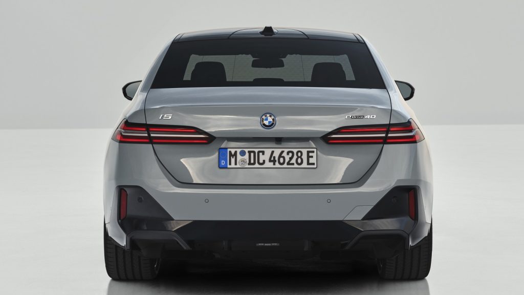 BMW i5 