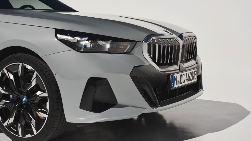 BMW i5 