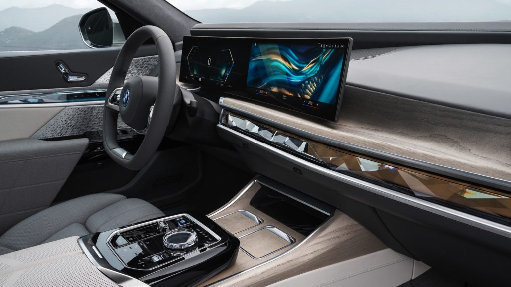 BMW i7 