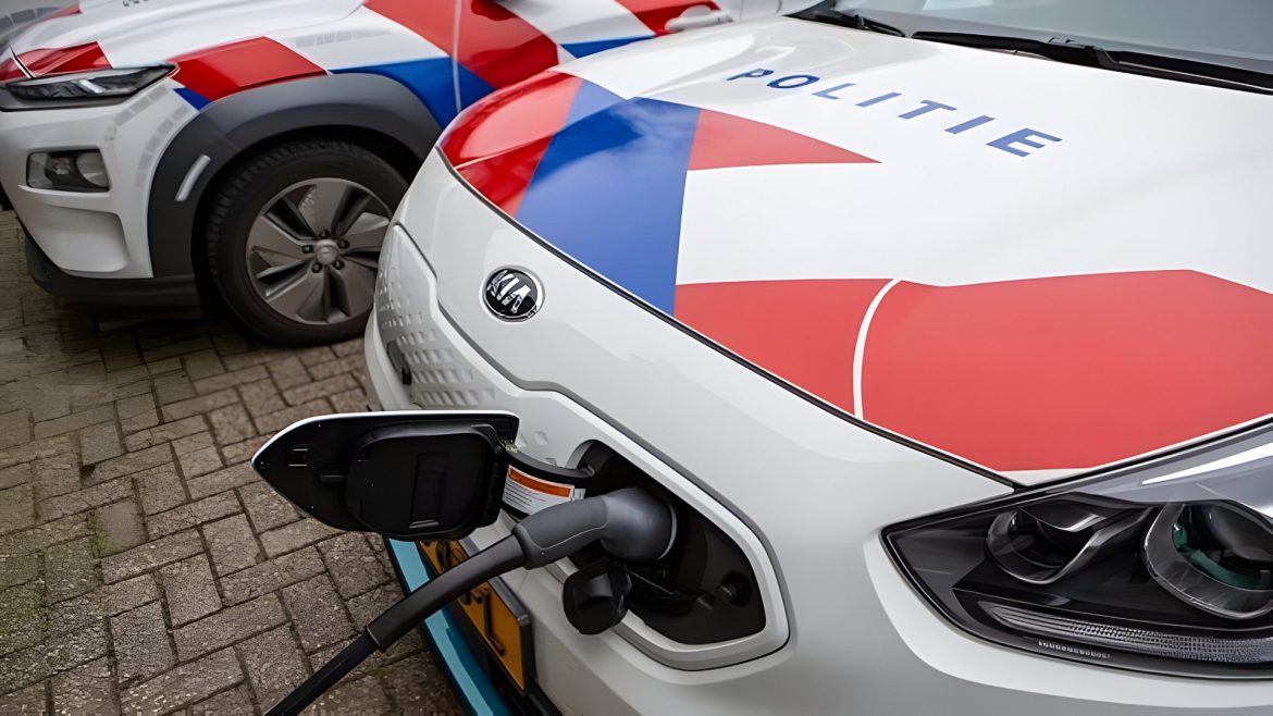 aanbesteding elektrische politieauto's