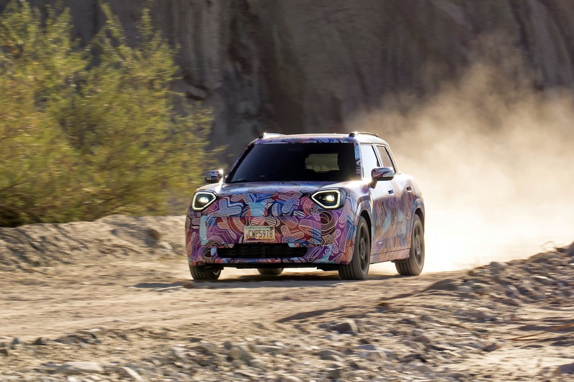 testrit met Mini Aceman