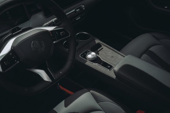MG S5 EV