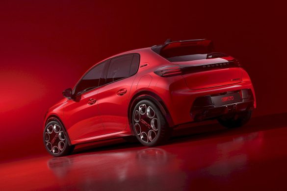 Peugeot e-208 GTi