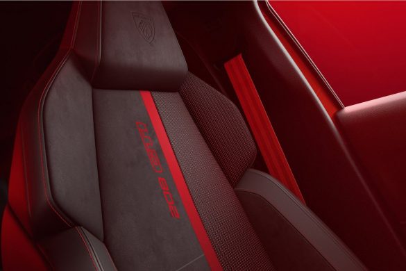 Peugeot e-208 GTi