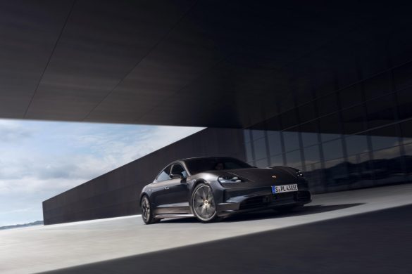 Porsche Taycan Black Edition