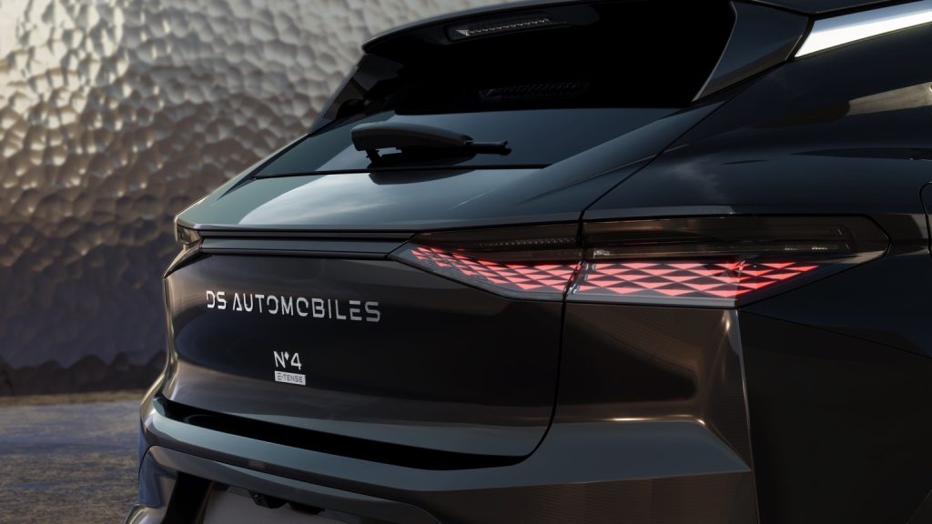 DS  E-Tense
