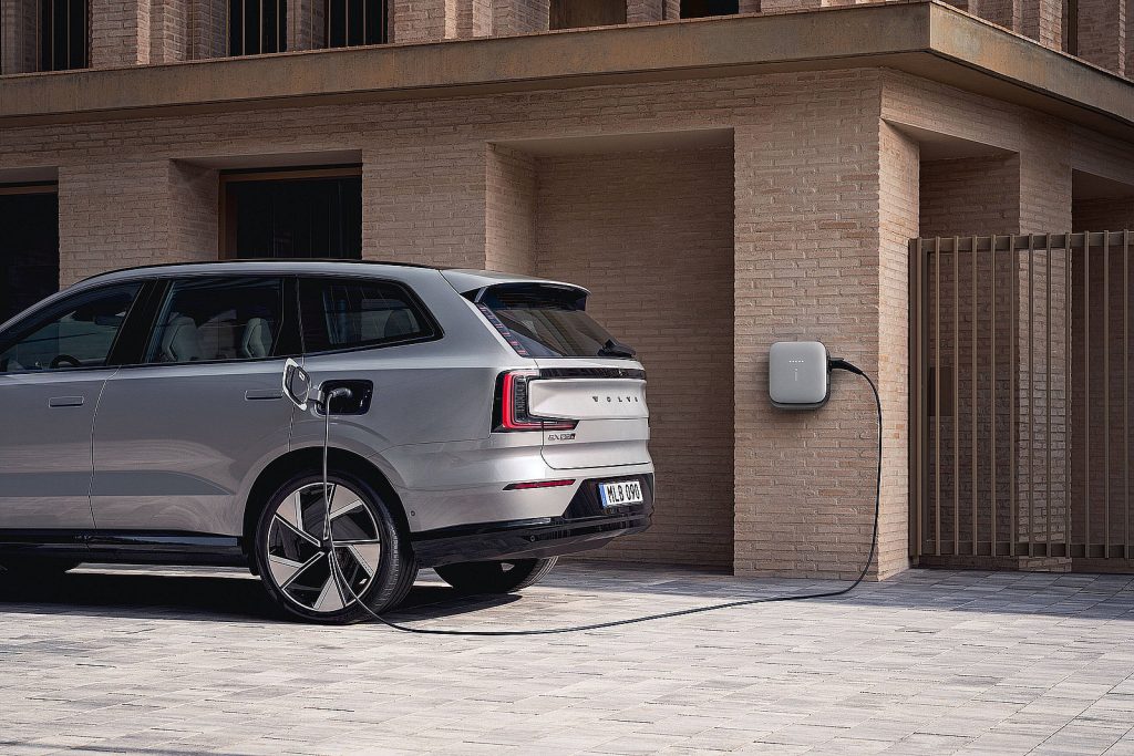 Volvo EX90 2026