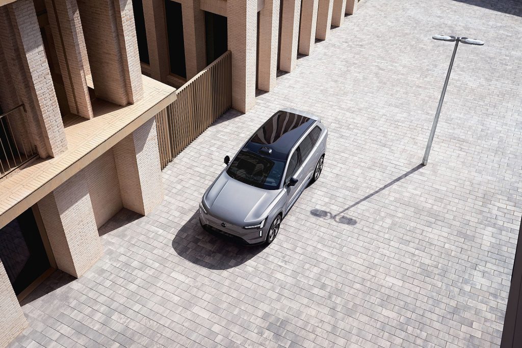 Volvo EX90 2026