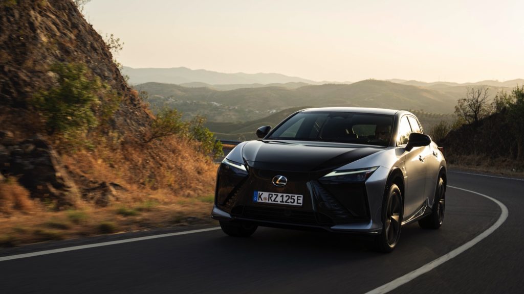 Lexus RZ 