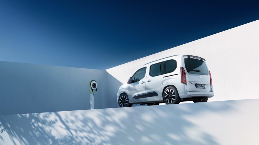 Opel Combo Electric L2 50 kWh
