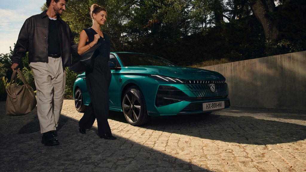  e-308 Berline 58 kWh