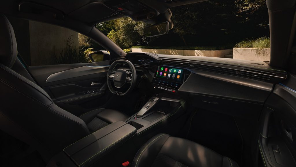  e-308 Berline 58 kWh