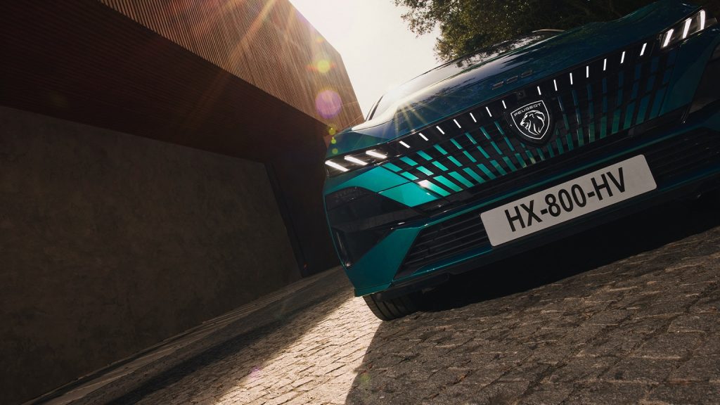  e-308 Berline 58 kWh