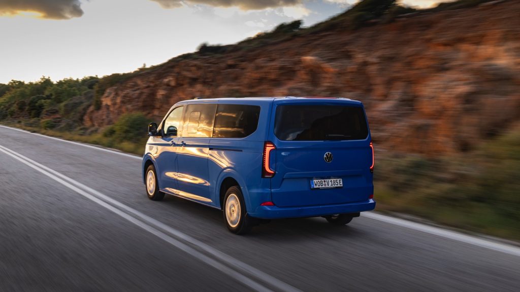 Volkswagen e-Caravelle L2 210 kW 64 kWh