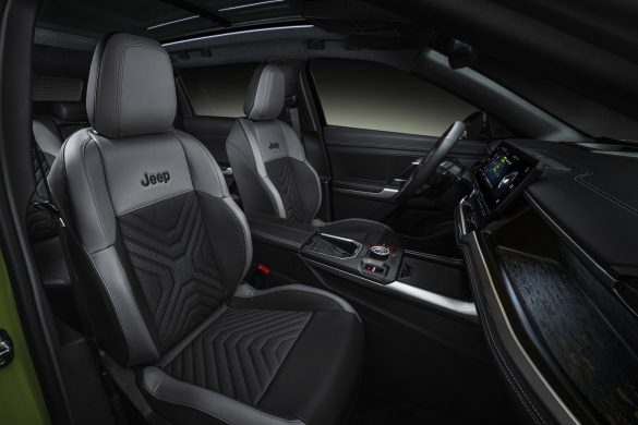 jeep-compass-int2 Elektrische Jeep Compass in productie