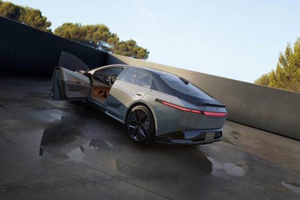 toyota_corolla_concept_3