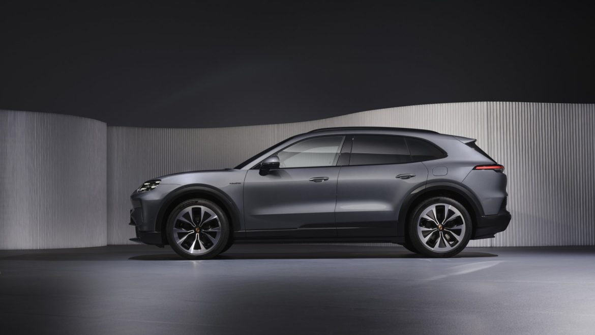 Porsche Cayenne Electric