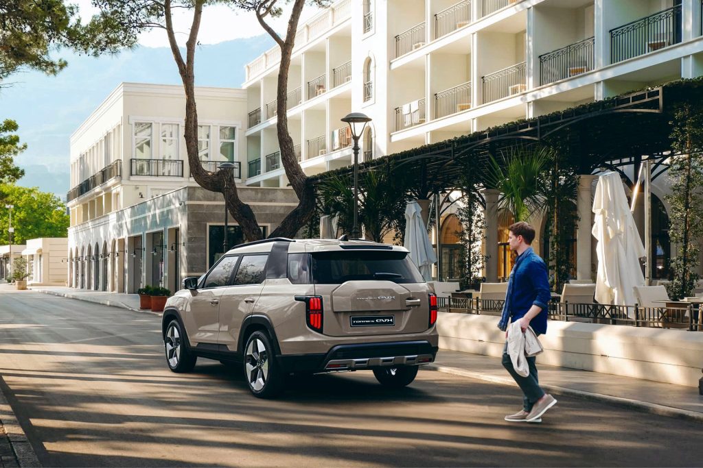 KGM Torres EVX vernieuwd