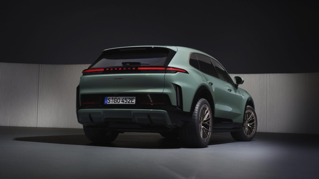  Cayenne Turbo Electric