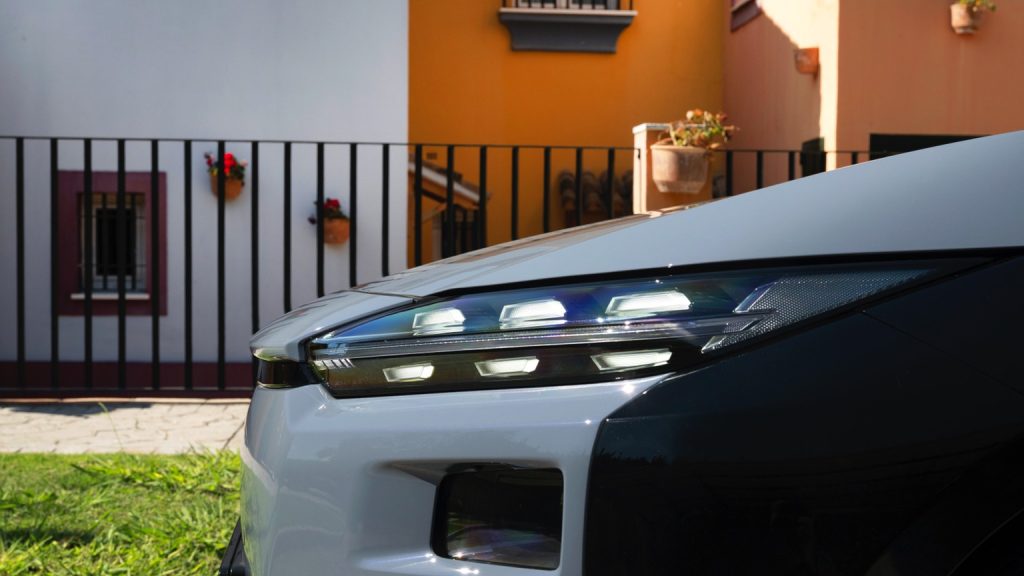  Solterra AWD 73.1 kWh