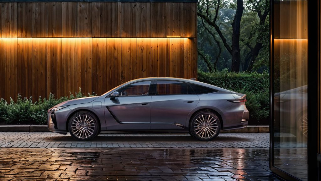 Lexus ES (EV) onthuld, komt in 2026 naar Nederland