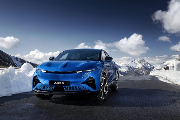 alpine-a390-1