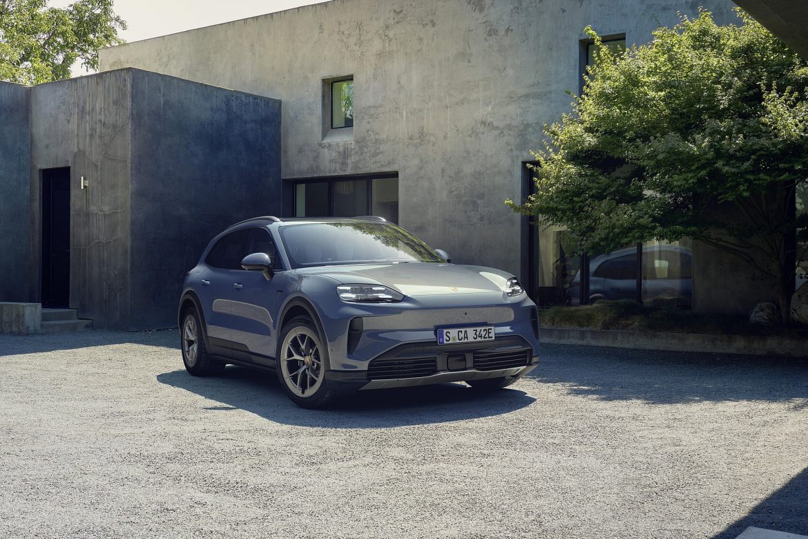 Porsche Cayenne S Electric