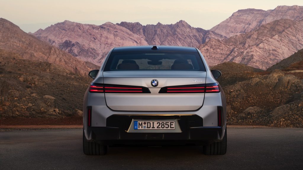 BMW i7 