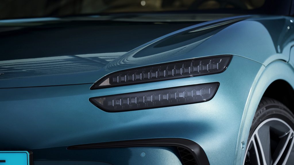 Genesis GV60 