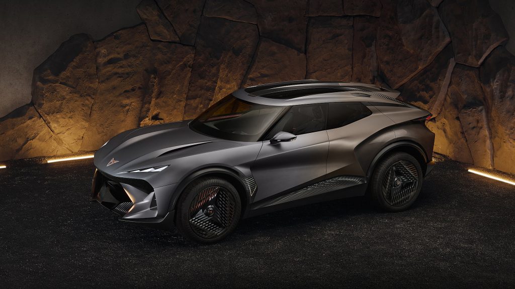De Cupra Tindaya komt als elektrische SUV boven de Tavascan. Techniek en prijs zijn nog niet bevestigd.