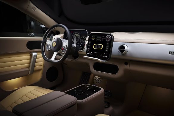 ferrari-luce-int4 De elektrische Ferrari Luce is onthuld. Ferrari’s eerste EV krijgt vier motoren, 122 kWh accu, tot 350 kW snelladen en circa 530 km actieradius.