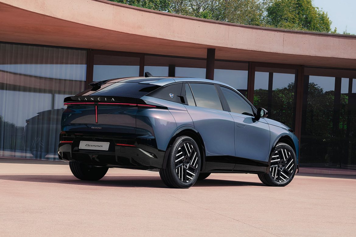 Lancia Gamma komt eind 2026 naar Nederland. De elektrische cross-over-fastback krijgt tot 740 km WLTP en 375 pk met AWD.