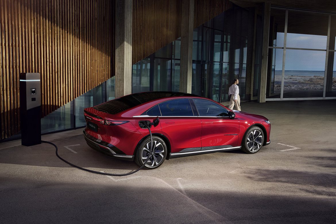 Met de Mazda6e Business Edition zakt de instapprijs voor zakelijke rijders naar € 39.990. Alles over de prijzen, uitrusting en specificaties.