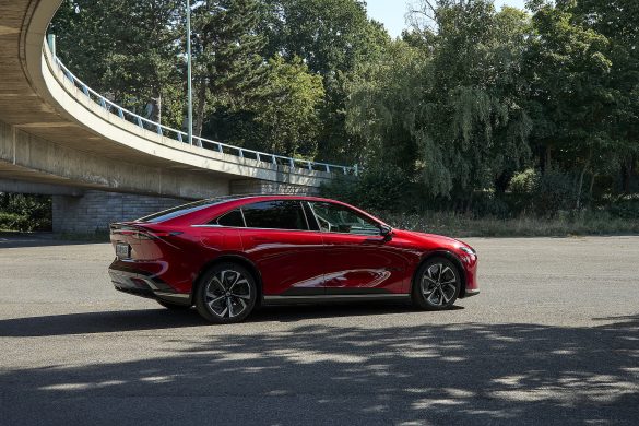 Met de Mazda6e Business Edition zakt de instapprijs voor zakelijke rijders naar € 39.990. Alles over de prijzen, uitrusting en specificaties.