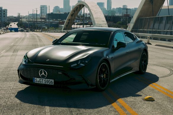 mb-amg-gt4-1 Mercedes-AMG GT 4-Deurs Coupé is bestelbaar in Nederland, met 350 kW DC-laden standaard en 600 kW via een pakket.
