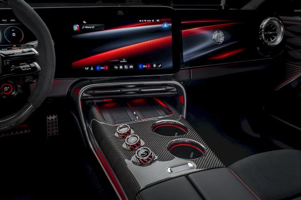 mb-amg-gt4-6 Mercedes-AMG GT 4-Deurs Coupé is bestelbaar in Nederland, met 350 kW DC-laden standaard en 600 kW via een pakket.