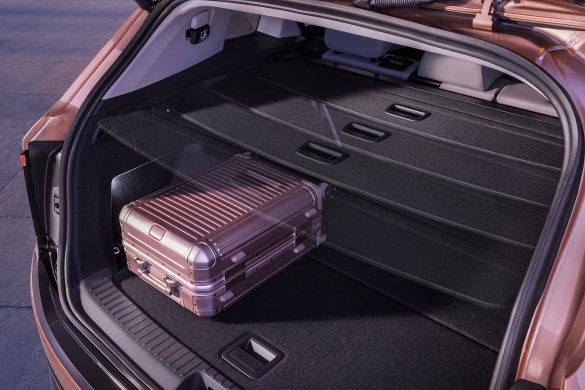 skoda-peaq-int-8 De Škoda Peaq is onthuld en nu te bestellen vanaf € 49.990. De elektrische SUV biedt plaats aan zeven personen en haalt tot 646 kilometer WLTP.