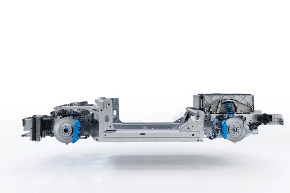 alpine-app-3 Alpine stopt met de benzine-A110 en toont de A110 Future, de ontwikkelingsauto voor de elektrische opvolger. Gewicht, balans en rijgevoel worden straks de echte test.