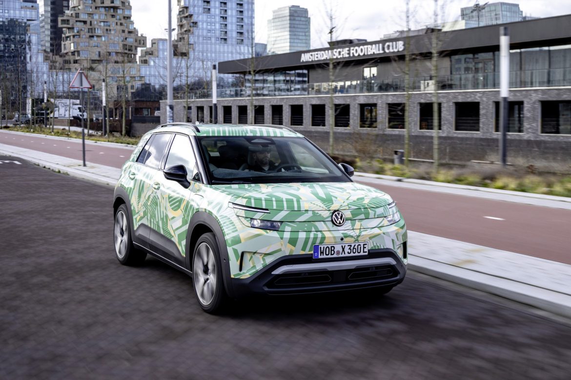 De Volkswagen ID. Cross krijgt 475 liter bagageruimte, twee accu’s en trekgewicht tot 1.200 kg. Nederlandse prijs volgt nog.